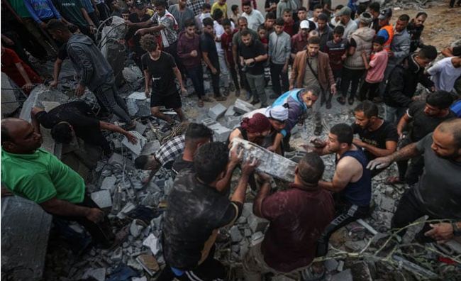 Israeli Attack On Gaza Refugee Camp, 433 More Palestinian Martyrs ...